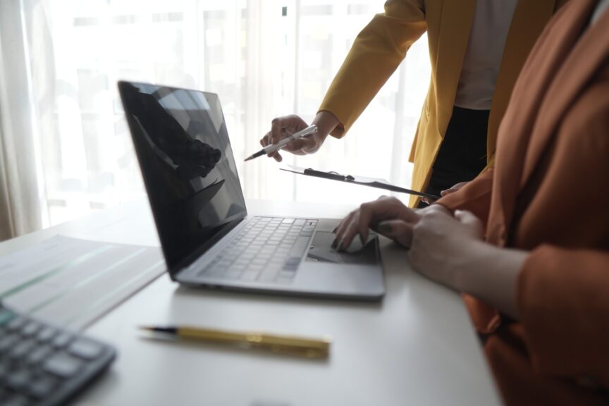 Jak program do fakturowania może przyspieszyć obieg dokumentów